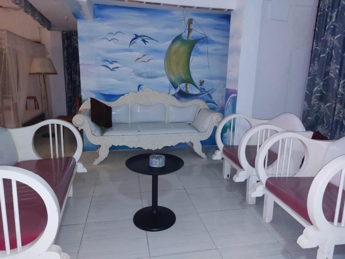 Blue Horizon Beach Hotel Tangalle Exterior photo