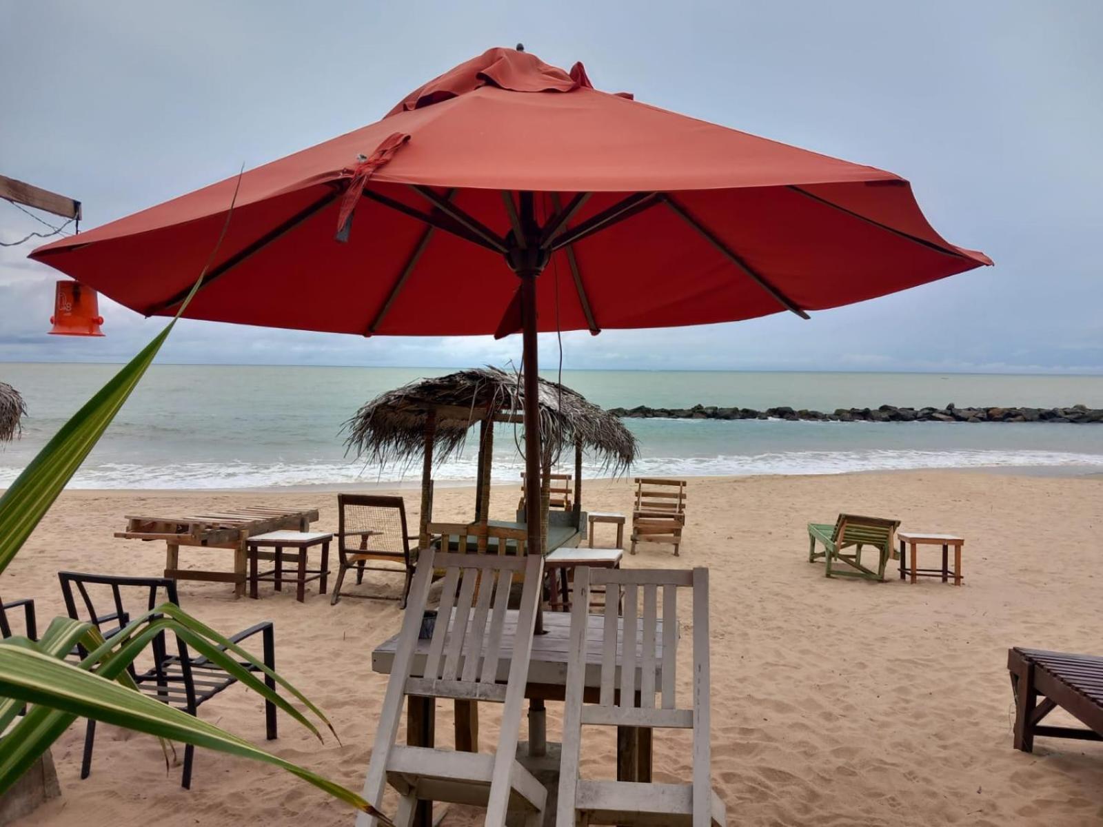 Blue Horizon Beach Hotel Tangalle Exterior photo